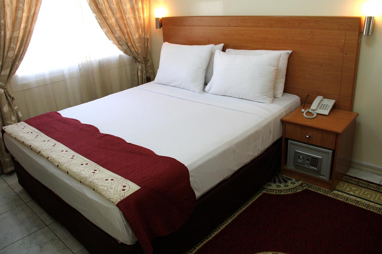 Al Ahrar Hotel Dubai Room photo